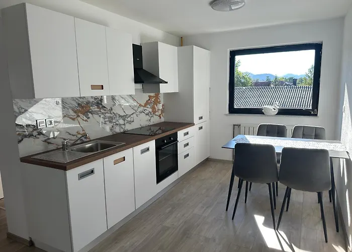 Apartment Klavdija *